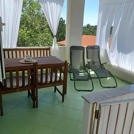 Apartment Ana - Meka Draga
